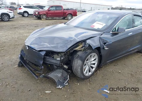 2020 Tesla Model S Long Range Dual Motor All-Wheel Drive/Long Range Plus Dual Motor All-Wheel Drive из США, поврежденный, VIN 5YJSA1E28LF350925